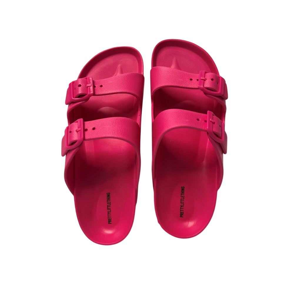 NIB PrettyLittleThing Bright Pink Wide Fit Rubber Buckle Footbed Sliders-US 8